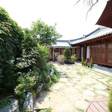 Sori Poonggyung Hotel Jeonju Exterior photo