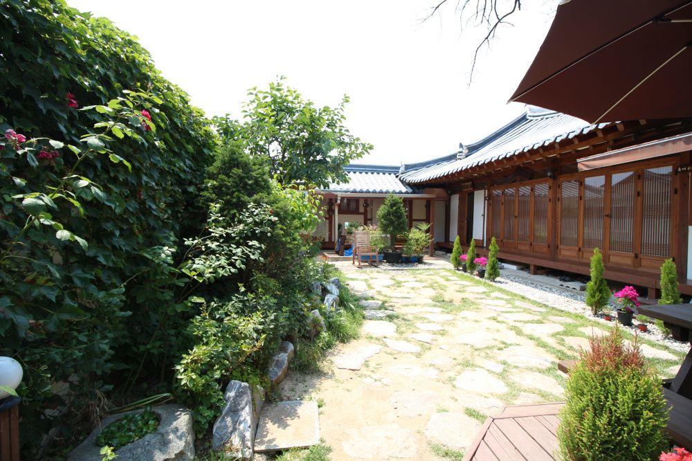 Sori Poonggyung Hotel Jeonju Exterior photo